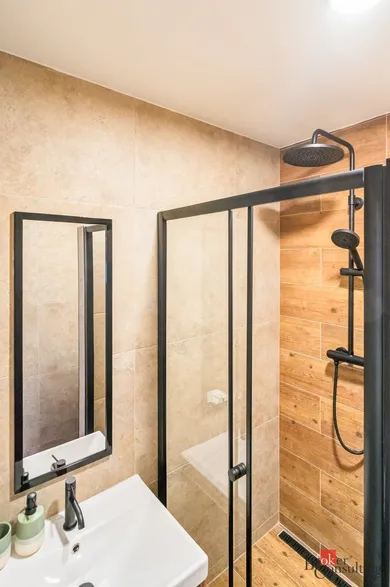 Na predaj 2-izbový byt, 49 m², Žiar nad Hronom, Hviezdoslavova