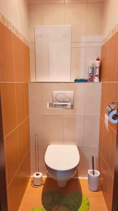 Na prenájom 2-izbový byt, 49 m², Kežmarok, Huncovská