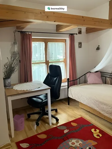 Na predaj 5-izbový byt, 116 m², Trnava