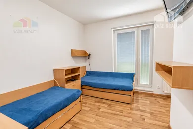Na prenájom 2-izbový byt, 47 m², Bratislava-Nové Mesto, Odborárska