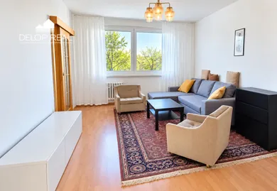 Na prenájom 4-izbový byt, 76 m², Bratislava-Dúbravka, Gallayova