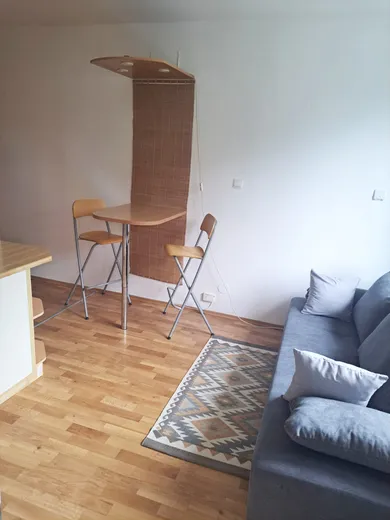 Na prenájom 1-izbový byt, 38 m², Žilina, T. Vansovej