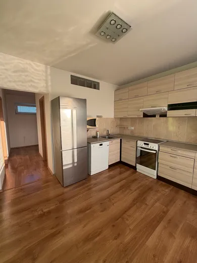 Byty na prenájom 2-izbový, Senec · €800
