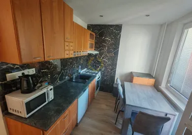 Na prenájom 2-izbový byt, 65 m², Banská Bystrica