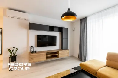 Na prenájom 2-izbový byt, 53 m², Bratislava-Nové Mesto, Račianska