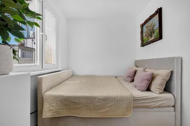 Na predaj 2-izbový byt, 33 m², Bratislava-Dúbravka, Drobného