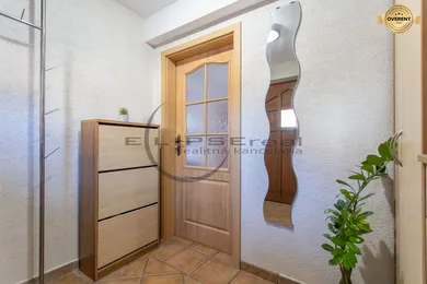 Na predaj 4-izbový dom, 178 m², Zohor