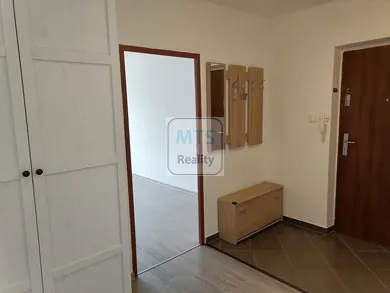 Na prenájom 2-izbový byt, 58 m², Martin, Thurzova