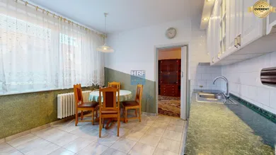 Na predaj 3-izbový byt, 74 m², Holíč, J. J. Boora