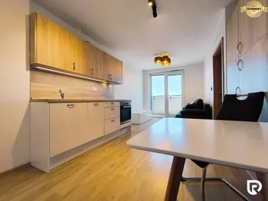 Byty na prenájom 2-izbový, Bratislava-Petržalka · €650