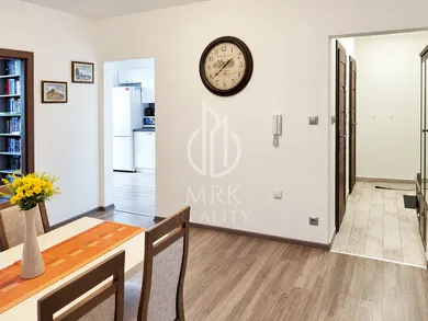 Na predaj 3-izbový byt, 65 m², Bratislava-Petržalka, Markova