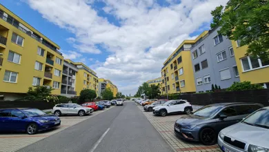 Na predaj 2-izbový byt, 65 m², Bratislava-Devínska Nová Ves
