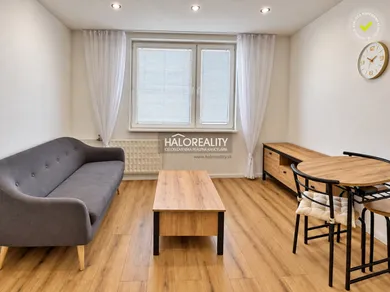 Na prenájom 1-izbový byt, 36 m², Levice