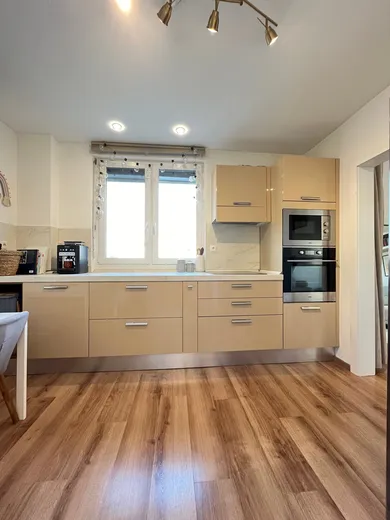 Na prenájom 3-izbový byt, 67 m², Nitra