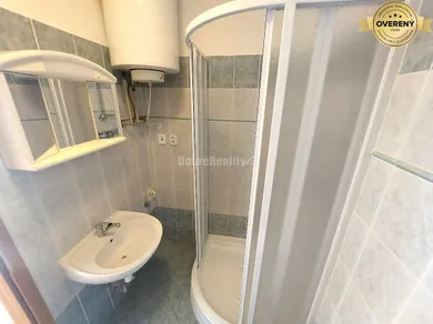 Na prenájom 1-izbový byt, 20 m², Banská Bystrica, Štefana Moyzesa