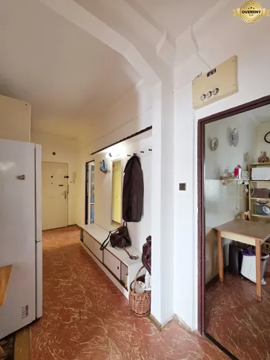 Na predaj 4-izbový byt, 79 m², Bratislava-Ružinov, Rovníková
