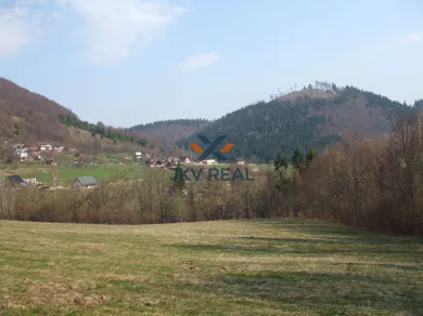 Na predaj pozemok, Lysica