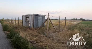 Eladó telkek, Nové Zámky · €53 000
