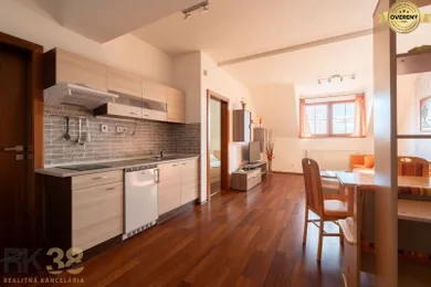 Na predaj 2-izbový byt, 47 m², Veľká Lomnica