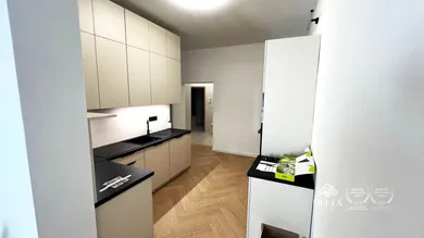 Na prenájom 3-izbový byt, 85 m², Zvolen, Smreková