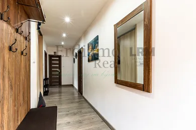 Na predaj dom, 300 m², Prešov, Ružová