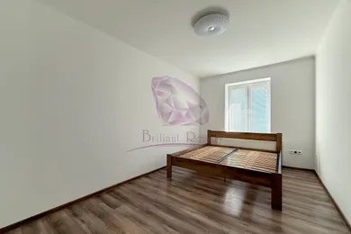 Na prenájom 2-izbový byt, 78 m², Leopoldov, Nádražná