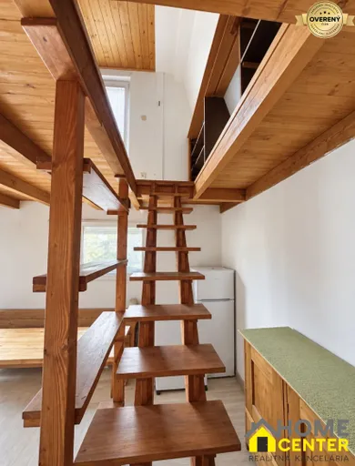 Na predaj pozemok, 255 m², Komárno
