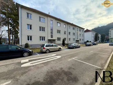 Byty na predaj 2-izbový, Trenčín · €140 000