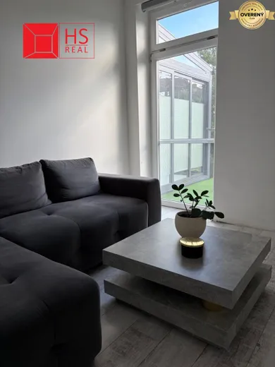 Na prenájom 2-izbový byt, 50 m², Nové Zámky, Komenského