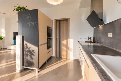 Na predaj 3-izbový byt, 80 m², Nemšová, Jaseňová