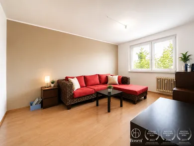 Mieszkania na wynajem, 2-pokojowe, Bratislava-Dúbravka · €550