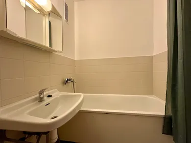 Na predaj 1-izbový byt, 34 m², Bratislava-Dúbravka, Kpt. Jána Rašu