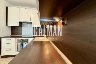Na prenájom 2-izbový byt, 45 m², Bratislava-Ružinov, Drieňová