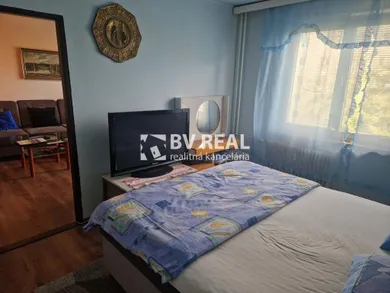 Na predaj 3-izbový byt, 63 m², Prievidza, Štefana Králika