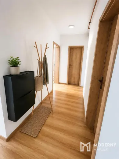 Na prenájom 1-izbový byt, 44 m², Poprad, Továrenská štvrť