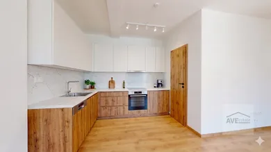 Na predaj dom, 90 m², Dunajský Klátov