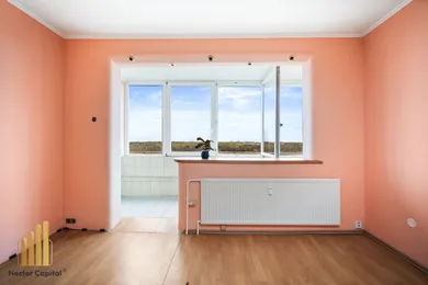 Na predaj 1-izbový byt, 37 m², Bratislava-Petržalka, Strečnianska