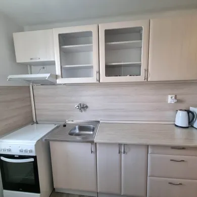 Na prenájom 2-izbový byt, 52 m², Malacky, 1. mája