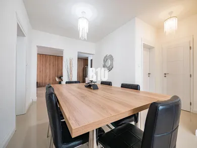 Na predaj dom, 360 m², Nitra