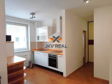 Na predaj 1-izbový byt, 35 m², Trnava