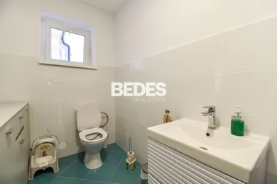 Na prenájom komerčné, 18 m², Prievidza, Andreja Sládkoviča