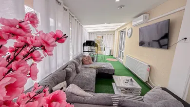Na predaj 5-izbový dom, 600 m², Hraň