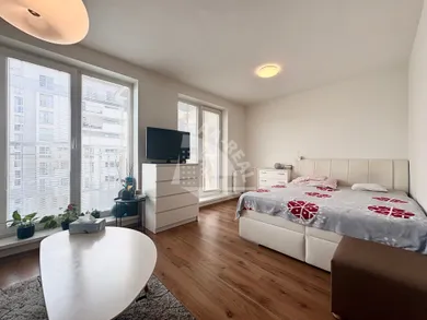 Byty na predaj 1-izbový, Banská Bystrica · €155 000