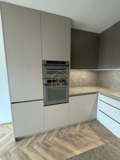 Na predaj 2-izbový byt, 55 m², Nitra