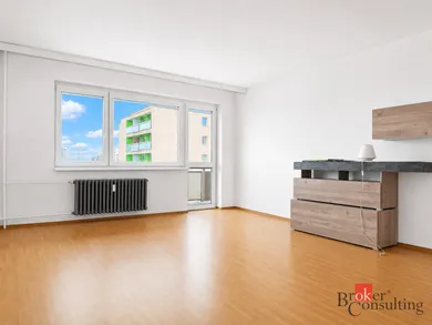 Na predaj 3-izbový byt, 107 m², Bratislava-Ružinov, Prešovská