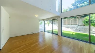 Na prenájom dom, 229 m², Bratislava-Nové Mesto