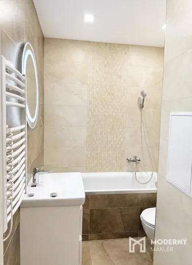Na predaj 3-izbový byt, 83 m², Žilina, Tulská