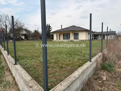 Na predaj 1-izbový dom, Borčice