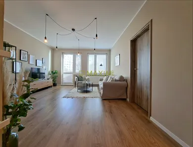 Na predaj 2-izbový byt, 55 m², Bratislava-Petržalka, Vyšehradská
