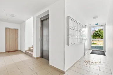 Na predaj 2-izbový byt, 57 m², Miloslavov, Slávičia ulica